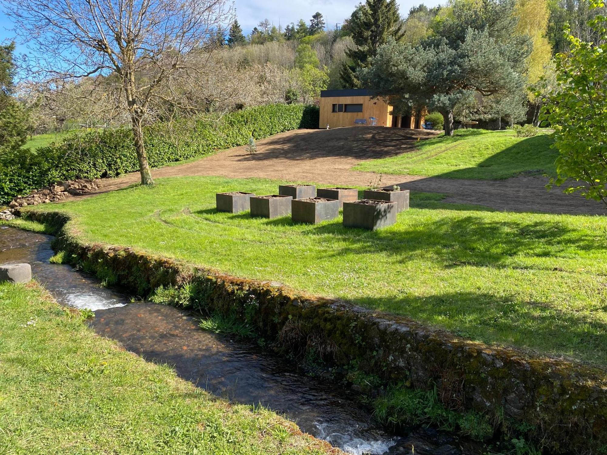 L'Oustal Des Domes Hotel Orcines Kültér fotó